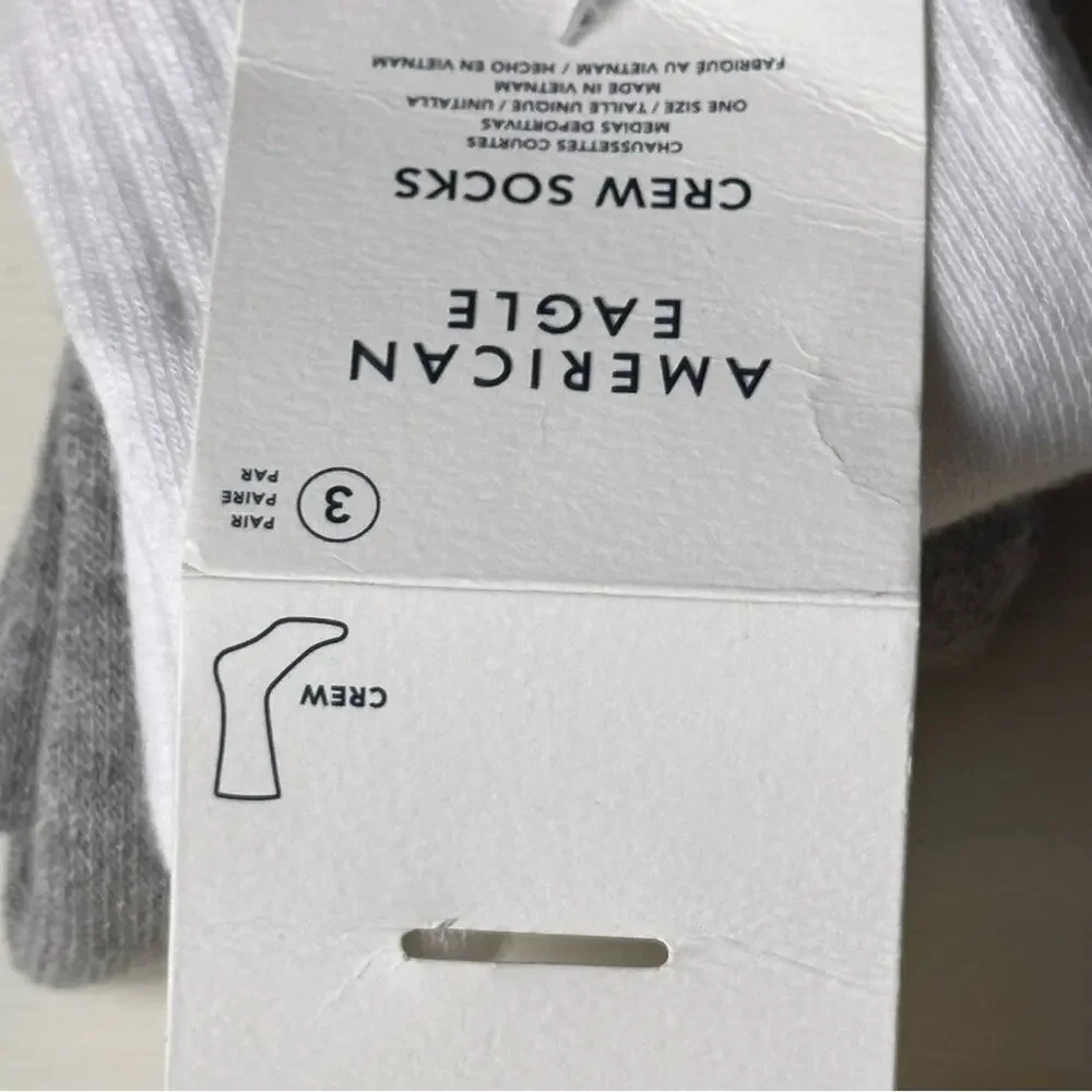 American Eagle Outfitters Two Pack  Casual Socks White and Gray Striped NWT